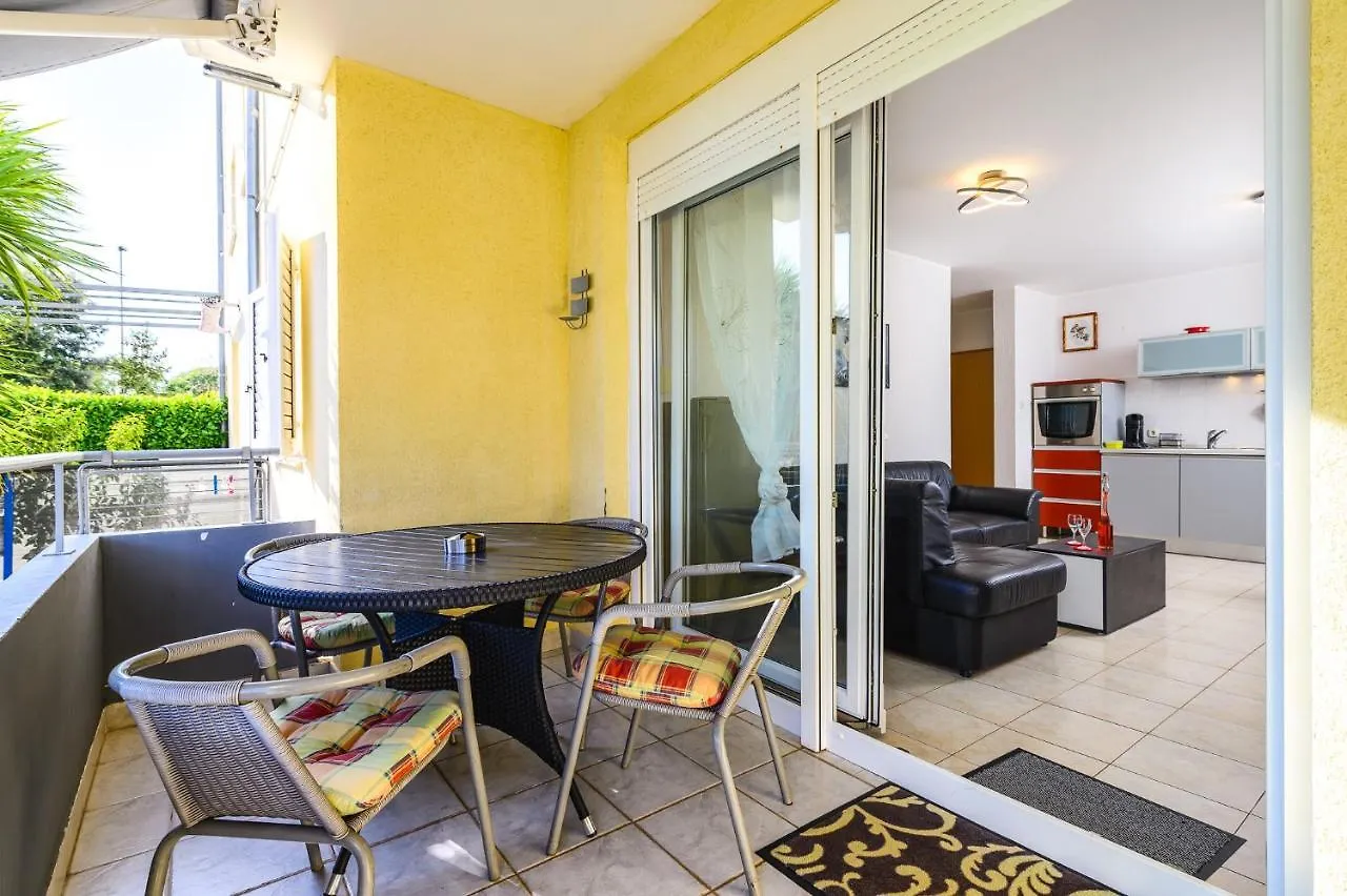 Apartment Lumi Near The Town Center Umag