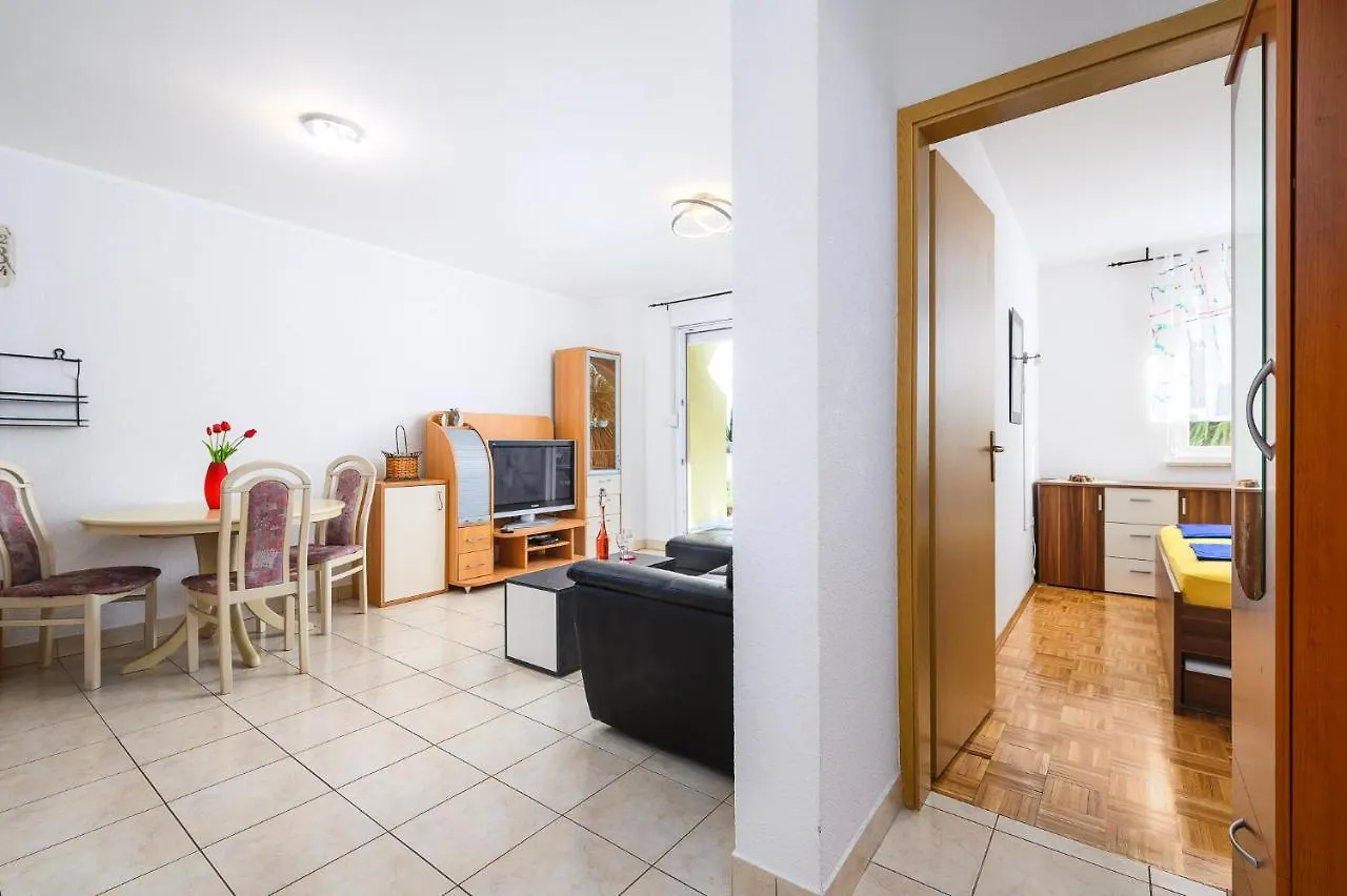 Apartment Lumi Near The Town Center Umag